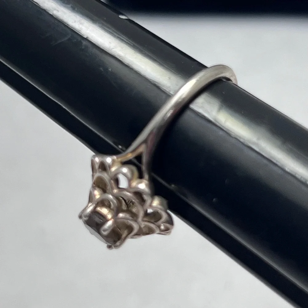 Vtg Avon Yellow‎ Citrine Scalloped Floral Cocktail Ring Sterling Silver Sz 6